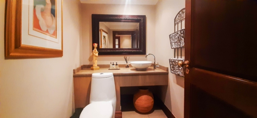 5 Bedroom Property for Sale in Cashan North West